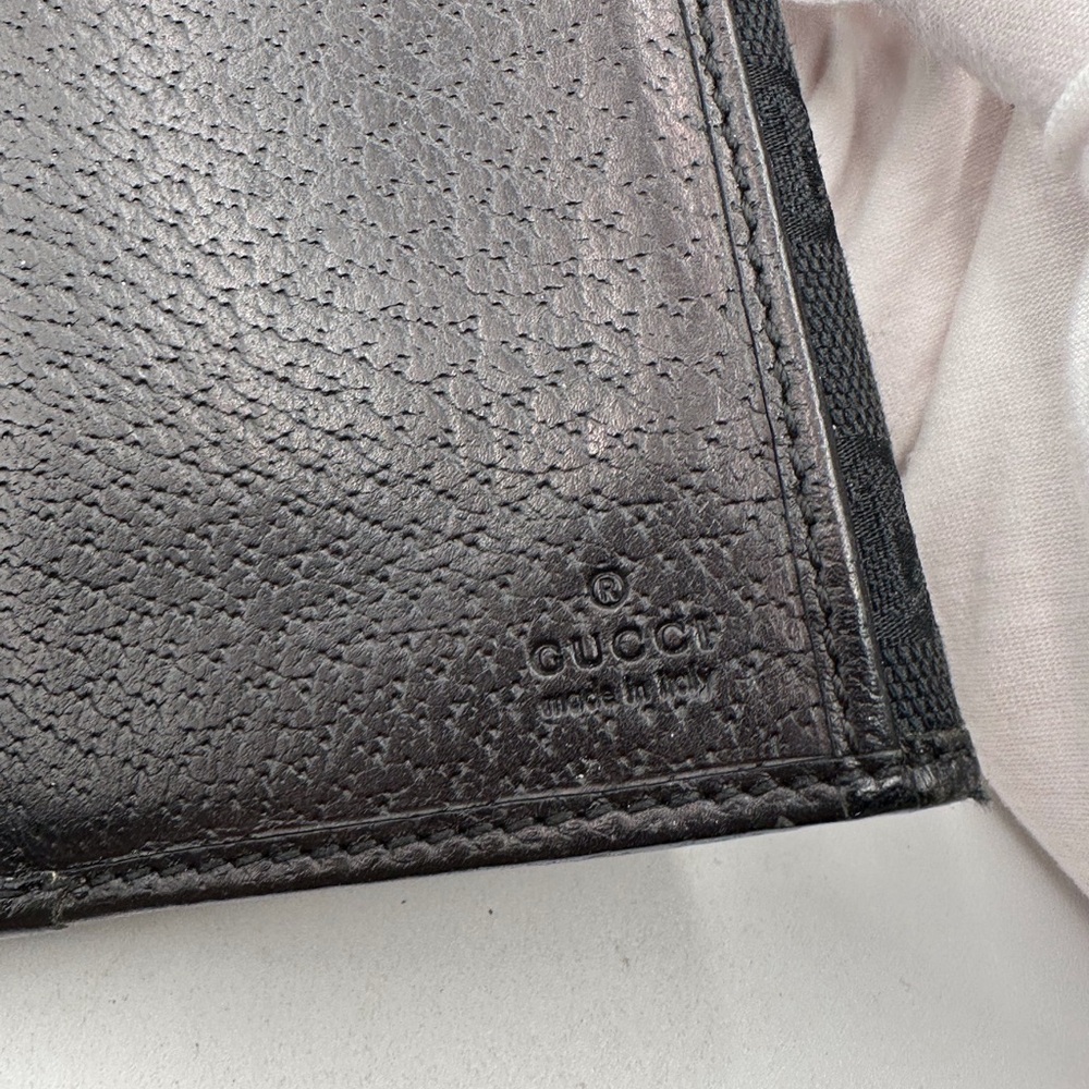 Gucci Sherry Bow Black Wallet with Gold Accents - Picture 12 of 13